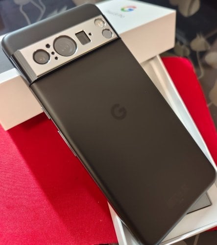 Περισσότερες πληροφορίες για "Google pixel 8 PRO 5G (12GB/128GB) Obsidian Black + 4 θήκες + φορτιστής"