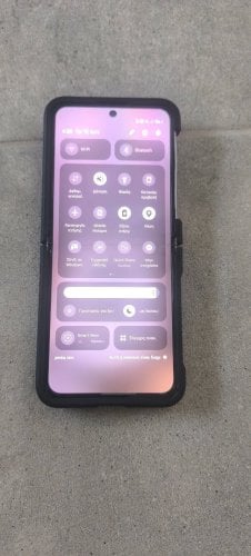 Περισσότερες πληροφορίες για "Samsung Galaxy Z Flip 3 (Μαύρο/128 GB) ανταλλαγή με tablet"