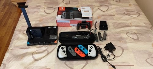 Περισσότερες πληροφορίες για "Πώληση Original Nintendo Switch με πολλά extra 250€"