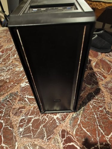 Περισσότερες πληροφορίες για "Gaming PC i7 7700k RX 5700 xt, 16gb ram διαβάστε περιγραφή"
