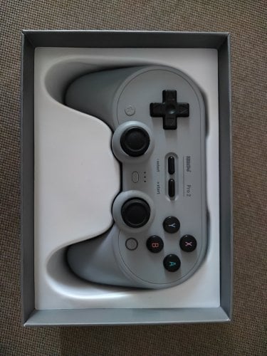 Περισσότερες πληροφορίες για "8Bitdo Pro 2 Ασύρματο Gamepad για Android / PC"