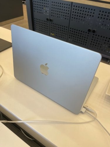 Περισσότερες πληροφορίες για "MacBook Air 13 M4"