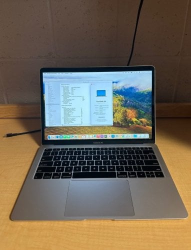 Περισσότερες πληροφορίες για "Macbook Air 2018 retina NEW BATTERY"