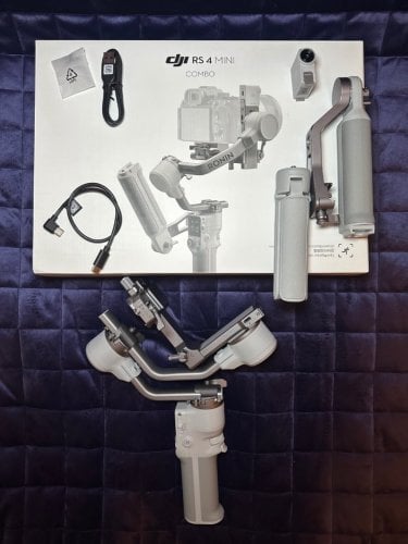 Περισσότερες πληροφορίες για "DJI RS 4 Mini Combo Gimbal"