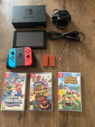 Περισσότερες πληροφορίες για "Nintendo Switch 2019 με 3 παιχνιδια και αξεσουαρ"