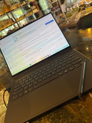 Περισσότερες πληροφορίες για "Lenovo Yoga 7 2in1 14AHP9 R7 8840HS/16GB/1TB"