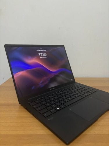 Περισσότερες πληροφορίες για "ASUS Zenbook 14 UX3405MA-OLED-PP731X 120Hz + ΔΩΡΟ COOLING PAD της DEEPCOOL αξίας 25€"