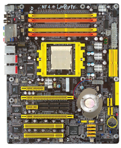 Περισσότερες πληροφορίες για "Μητρικη DFI Lan Party 939 με 4800+ και 2x 6800 GS Sli"