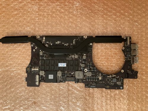Περισσότερες πληροφορίες για "MacBook Pro (Retina, 15-inch, Mid 2012) A1398 Motherboard 2.6 GHz 16GB"