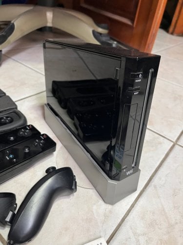 Περισσότερες πληροφορίες για "wii black + προικα"