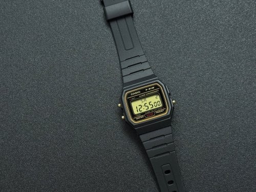 Περισσότερες πληροφορίες για "Πωλούνται Casio jdm f91w gold & f84w"