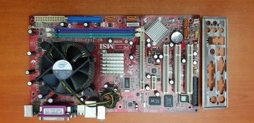 Περισσότερες πληροφορίες για "MSI MS7143 V2B"
