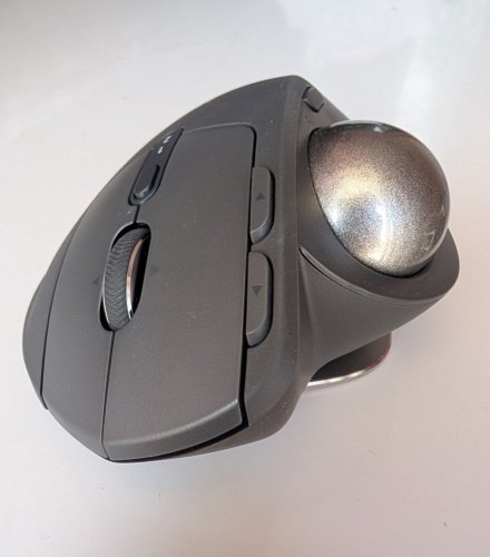 Περισσότερες πληροφορίες για "Logitech MX Ergo (Γραφίτης/RF Ασύρματο+Bluetooth)"