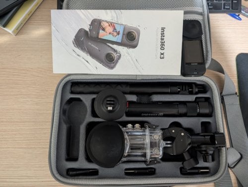 Περισσότερες πληροφορίες για "Insta360 x3 με πολλά περιφερειακά"