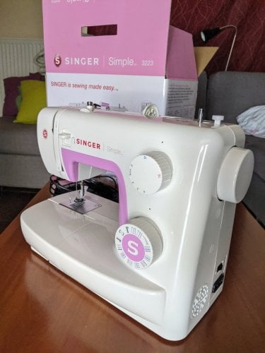 Περισσότερες πληροφορίες για "Singer 3223 Simple Ραπτομηχανή 120€"
