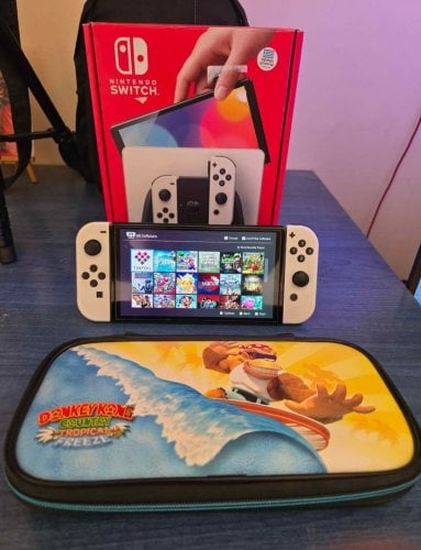 Περισσότερες πληροφορίες για "Nintendo Switch OLED cfw with 512gb microSD"