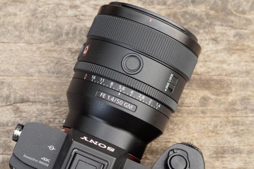 Περισσότερες πληροφορίες για "Sony FE 50mm F1.4 GM"