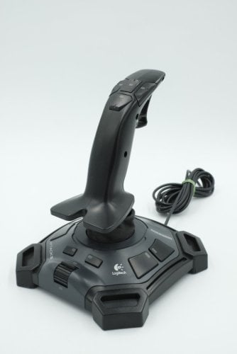 Περισσότερες πληροφορίες για "Logitech Attack 3 - USB Joystick + 3 vintage PC games"