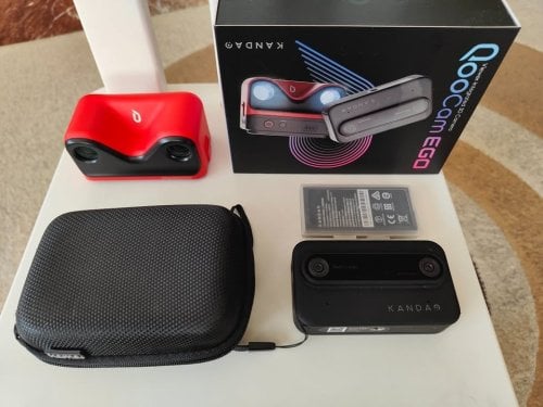 Περισσότερες πληροφορίες για "Kandao QooCam EGO 3D κάμερα – Άψογη + 256GB κάρτα + extra μπαταρία + σκληρή θήκη + εγγύηση"