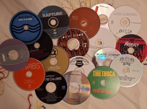 Περισσότερες πληροφορίες για "~1500 cd singles"