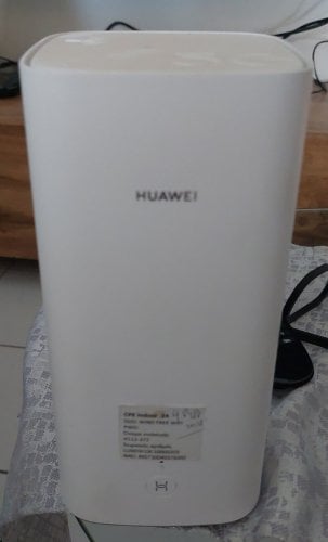 Περισσότερες πληροφορίες για "Huawei Sim Router 5G H112-372"
