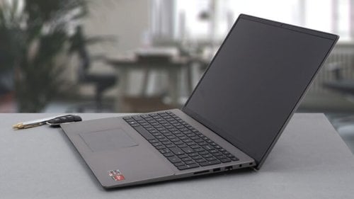 Περισσότερες πληροφορίες για "Enterprise Dell Vostro 5625 16”(Ryzen 7 8c-16t, 16GB RAM, M.2 512 GB PCIe NVMe)(Νεα τιμή)"