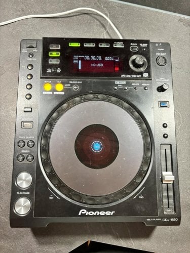 Περισσότερες πληροφορίες για "Pioneer CDJ 850 K"