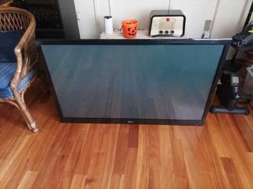 Περισσότερες πληροφορίες για "Τηλεόραση plasma 50" LG 50PJ550"