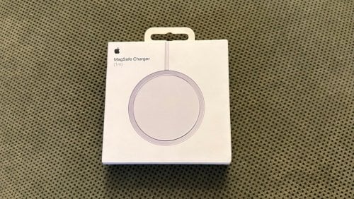 Περισσότερες πληροφορίες για "Apple Magsafe 2 - 1m, Ταχυφόρτιση 25W (A2580) Γνήσιος"