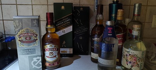 Περισσότερες πληροφορίες για "ΔΙΑΦΟΡΑ ΠΟΤΑ"