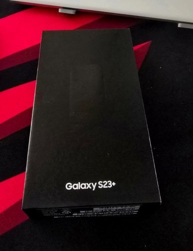 Περισσότερες πληροφορίες για "Samsung Galaxy S23 Plus 8/512GB Black"