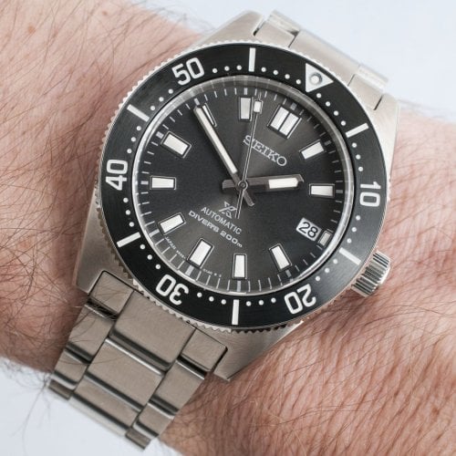 Περισσότερες πληροφορίες για "Seiko SPB143"