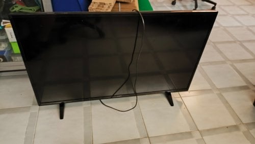 Περισσότερες πληροφορίες για "Πωλείται Smart TV Turbo X 43' TXV-4350SMT Για ανταλλακτικά"