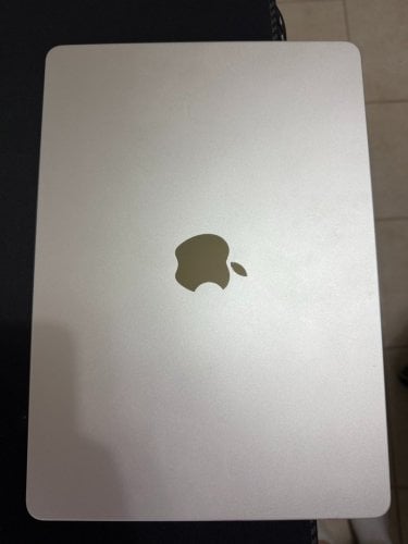 Περισσότερες πληροφορίες για "Apple MacBook Air 13" (2024) 13.6" Retina Display (M3-8-core/16GB/256GB SSD/8-Core GPU"