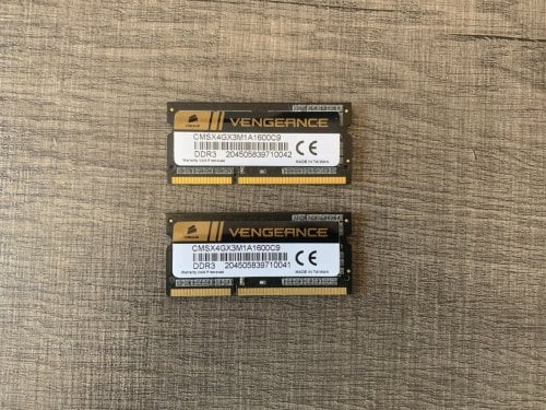 Περισσότερες πληροφορίες για "Μνήμες RAM Corsair VENGEANCE 2x4GB 1600MHz CSMSX4GX3M1A1600C9 | Κωδ.: 116"
