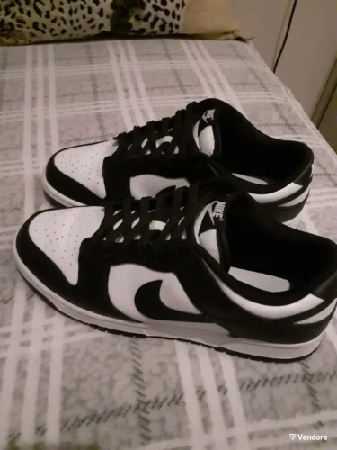 Περισσότερες πληροφορίες για "Nike Dunk Low Retro 43"