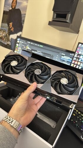 Περισσότερες πληροφορίες για "MSI SUPRIM GeForce RTX 4080 SUPER 16G X"