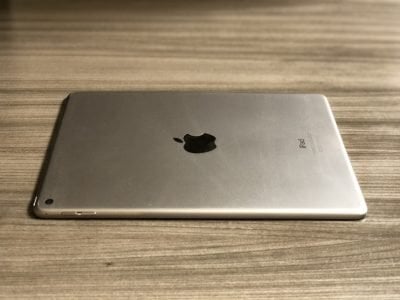 Περισσότερες πληροφορίες για "Apple iPad Air 2 9.7" (64 GB) space grey με SIM"
