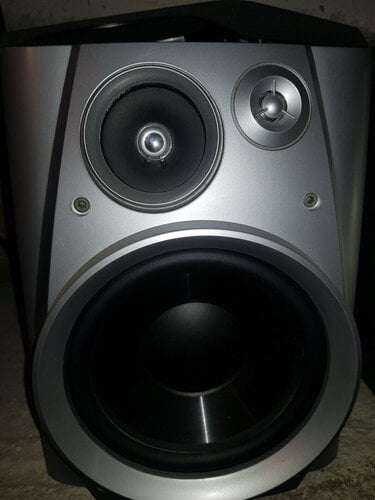 Περισσότερες πληροφορίες για "Sharp CP-BA3000 3 Way Speaker"