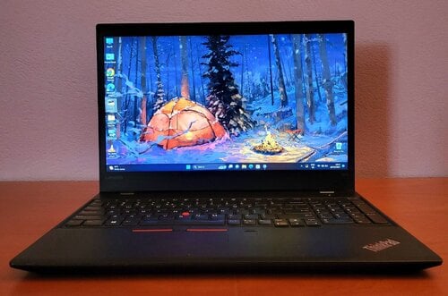 Lenovo Thinkpad T570 / 15.6" FHD IPS touchscreen /Intel i5-7300U /NVMe 256GB /RAM 16GB DDR4 /Win11
