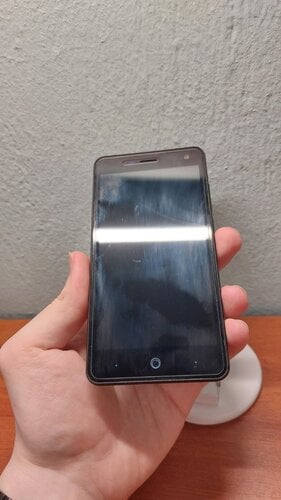 Περισσότερες πληροφορίες για "ZTE Blade L3"