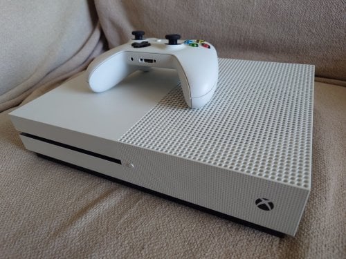 Περισσότερες πληροφορίες για "Microsoft Xbox One S"