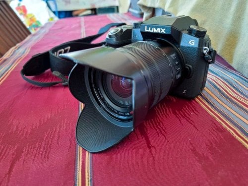 Περισσότερες πληροφορίες για "Panasonic Lumix DMC-G70 + 14-140mm"
