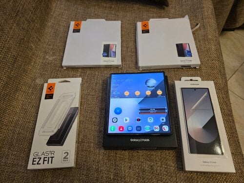 Περισσότερες πληροφορίες για "Samsung Galaxy Z Fold6 (Ασημί/512 GB) και προίκα"