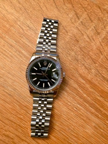 Περισσότερες πληροφορίες για "Rolex Datejust black 36mm"