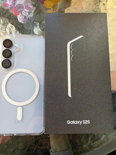 Περισσότερες πληροφορίες για "Galaxy S25 Icy Blue / 13 Pro Max 512GB / Realme 14 Pro+"
