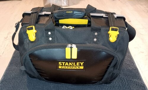 Περισσότερες πληροφορίες για "STANLEY FatMax Τσάντα Εργαλείων & Ταμπακιέρα"
