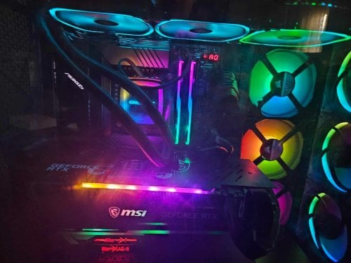 Περισσότερες πληροφορίες για "Gaming Monster Pc RTX 3090 24gb i7 13700k 32GB 7200MHZ"