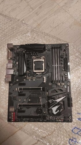 Περισσότερες πληροφορίες για "Gigabyte Z370 AORUS Ultra Gaming (rev. 1.0)"