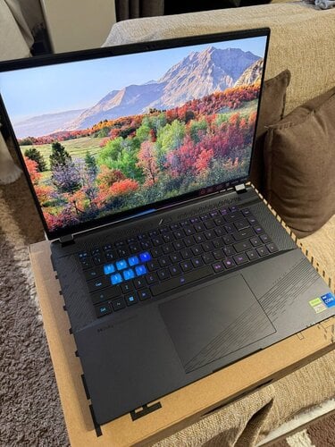 Περισσότερες πληροφορίες για "Gigabyte Aorus 16X i7-14650HX/16GB/GeForce RTX 4070 8GB Laptop"
